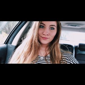 Meet your Posher, Kaylee